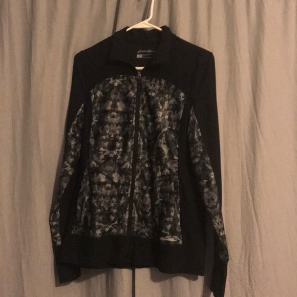 Shirts - Picture 2 of 4